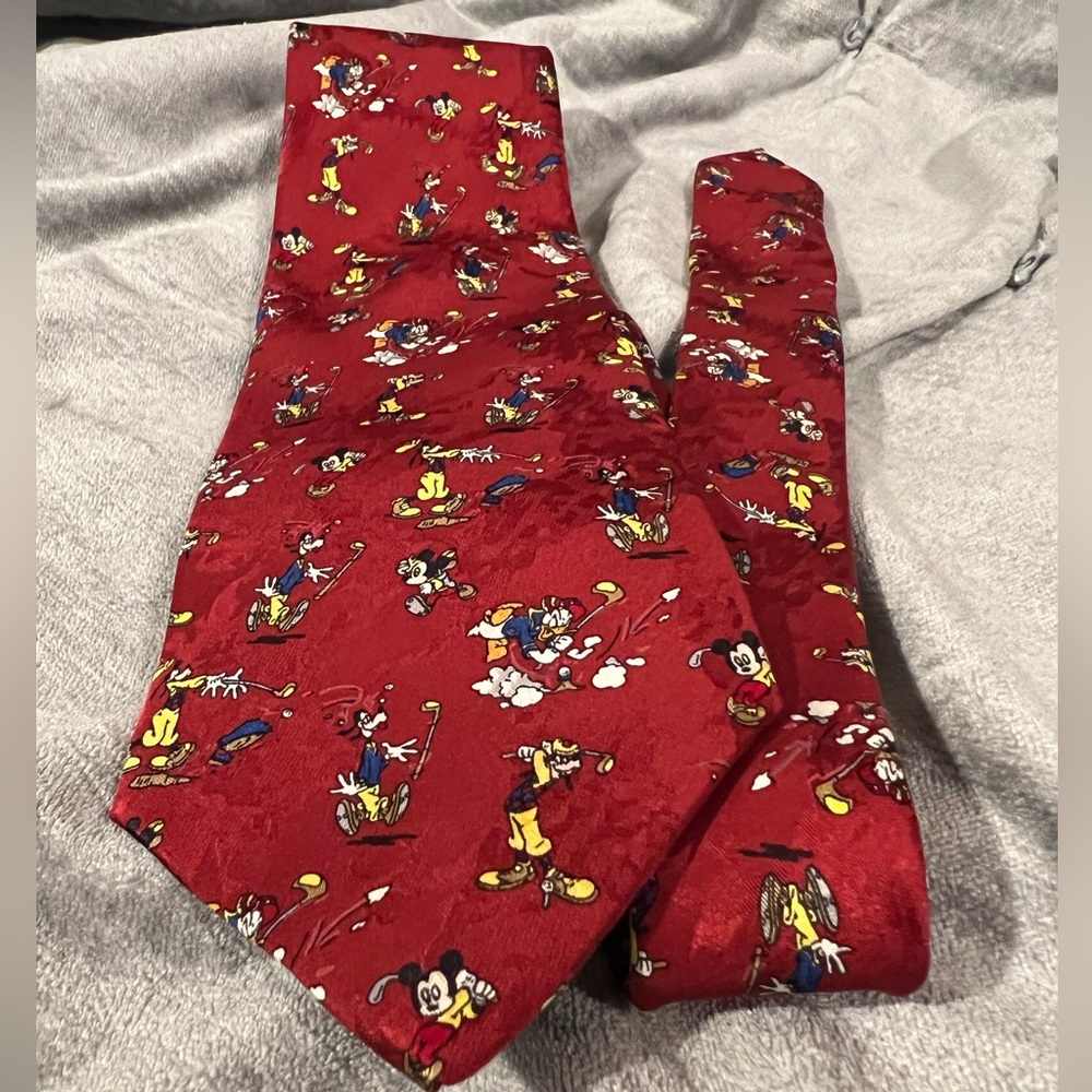 Mickey Mouse Goofy Donald Duck playing Golf Red Tie from The Disney Store